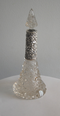 Edwardian perfume flask with silver collar