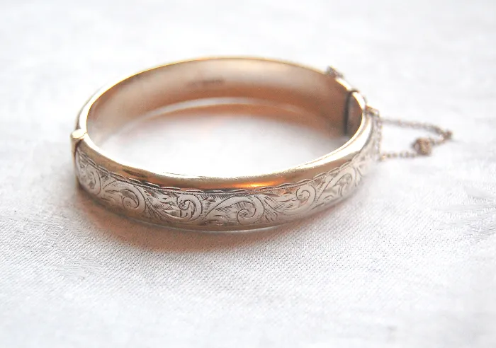 Elizabeth II Silver Bracelet