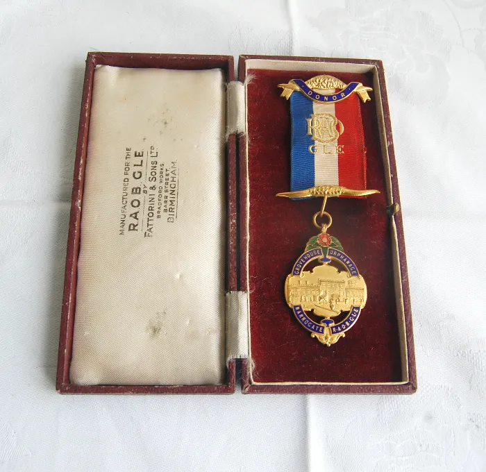 RAOB Donor Jewel Medal